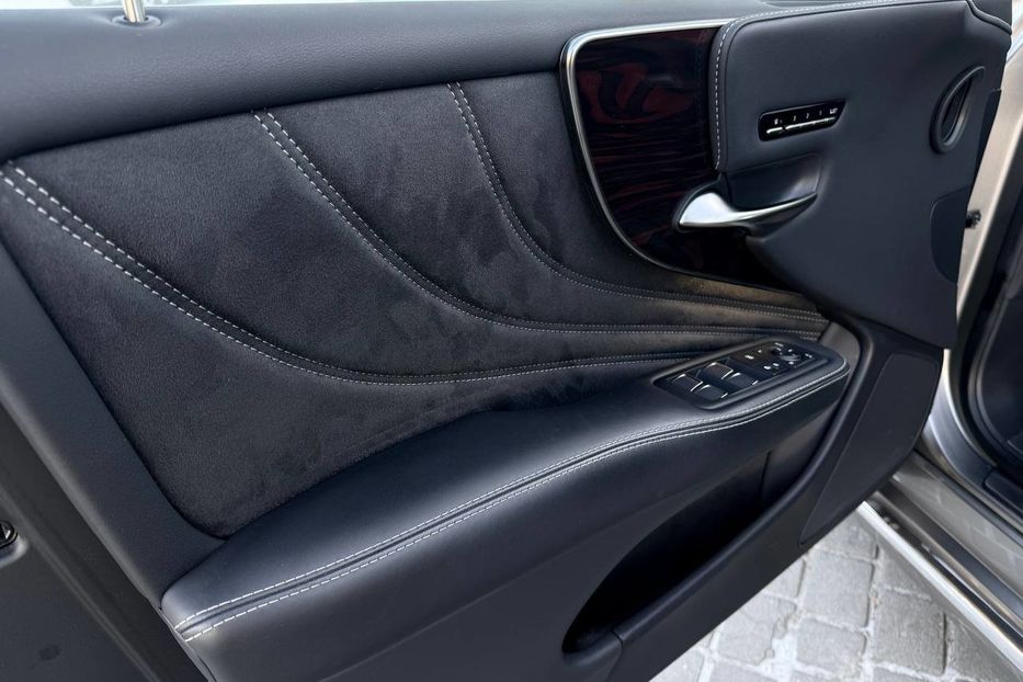 Продам Lexus LS 600 2020 года в Днепре