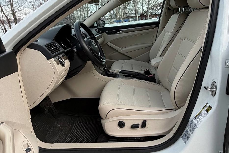 Продам Volkswagen Passat B7 2015 года в Днепре