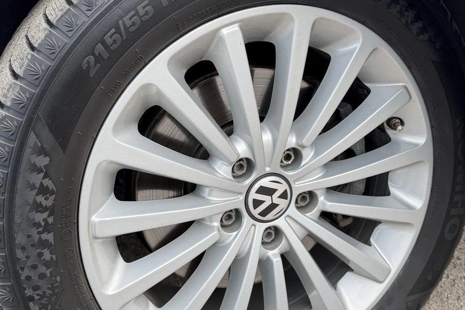 Продам Volkswagen Passat B7 2015 года в Днепре