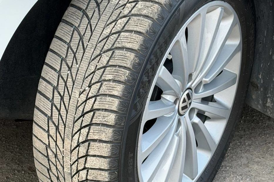 Продам Volkswagen Passat B7 2015 года в Днепре