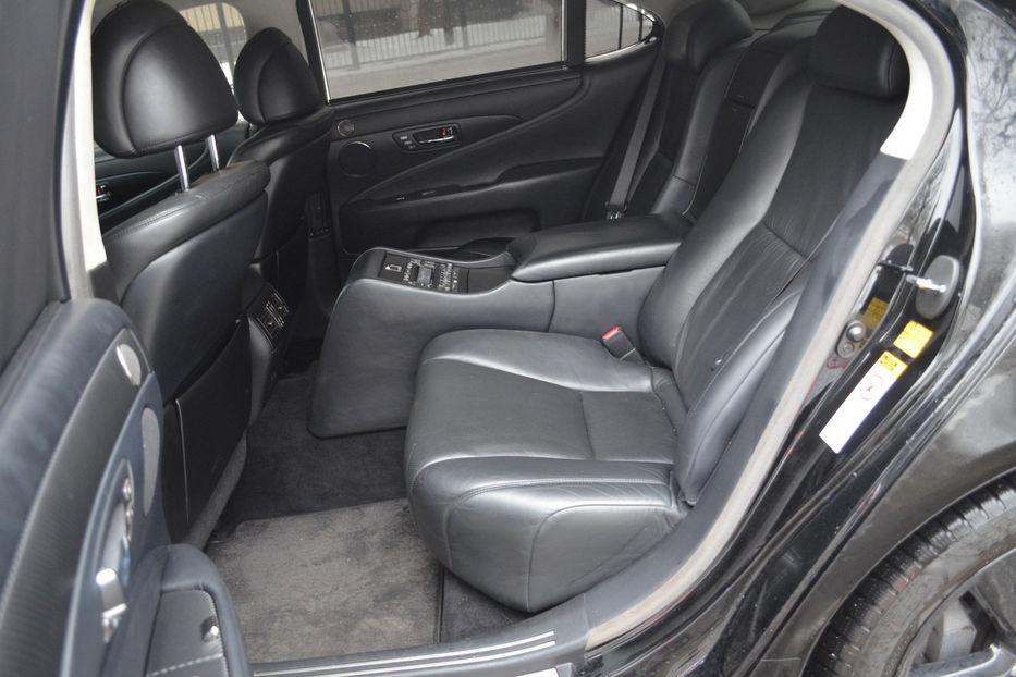 Продам Lexus LS 460 2007 года в Киеве