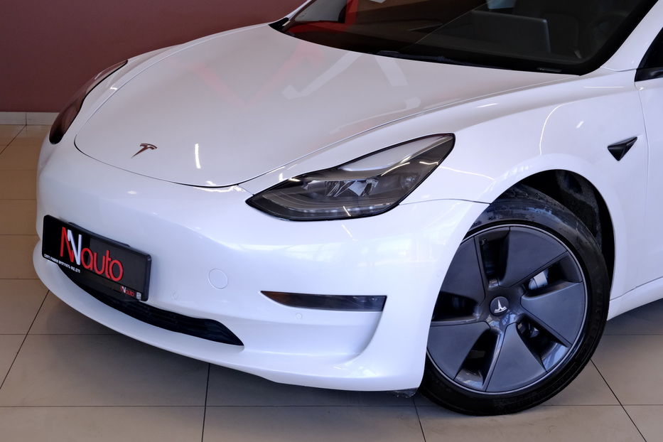Продам Tesla Model 3 2022 года в Одессе