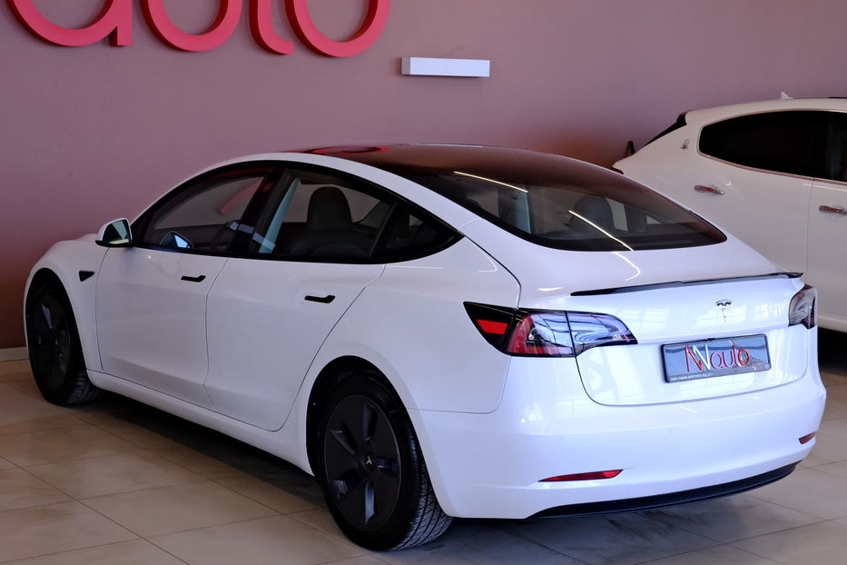 Продам Tesla Model 3 2022 года в Одессе