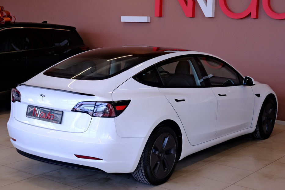 Продам Tesla Model 3 2022 года в Одессе