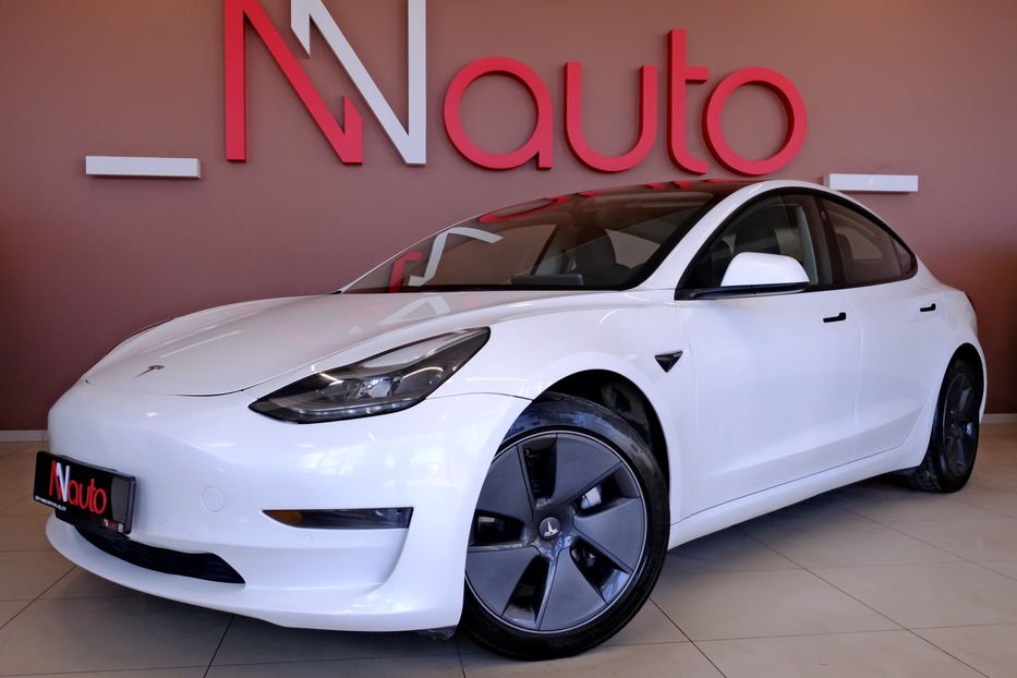 Продам Tesla Model 3 2022 года в Одессе