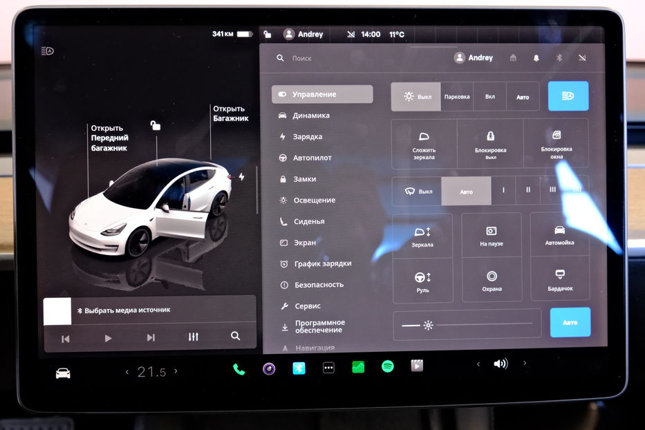 Продам Tesla Model 3 2022 года в Одессе