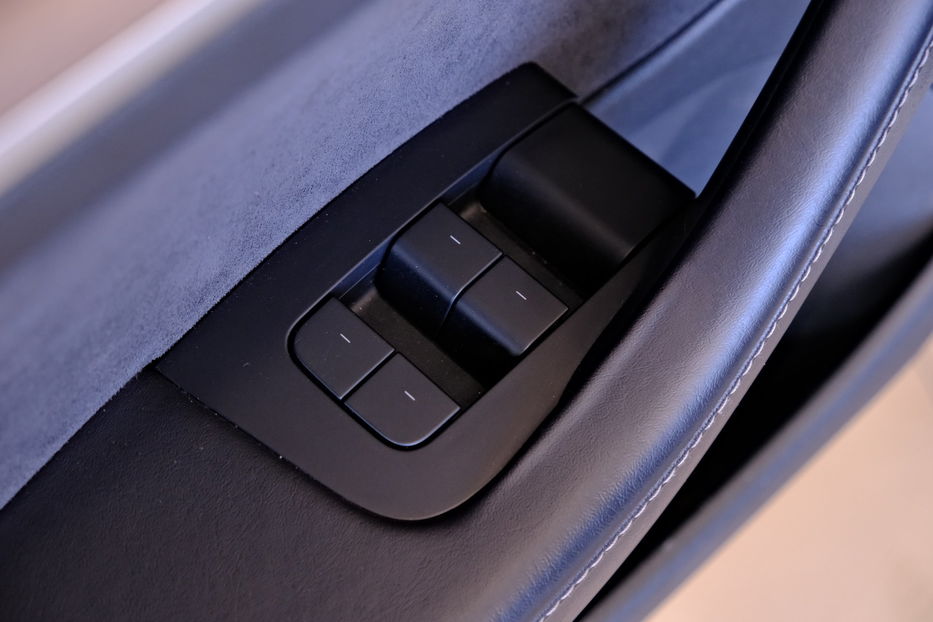 Продам Tesla Model 3 2022 года в Одессе