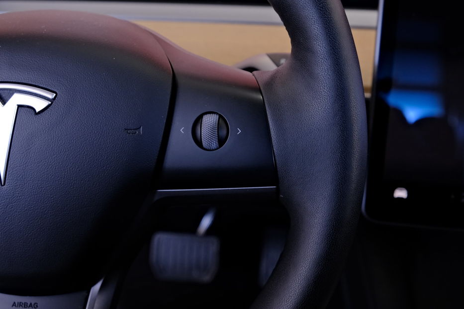 Продам Tesla Model 3 2022 года в Одессе