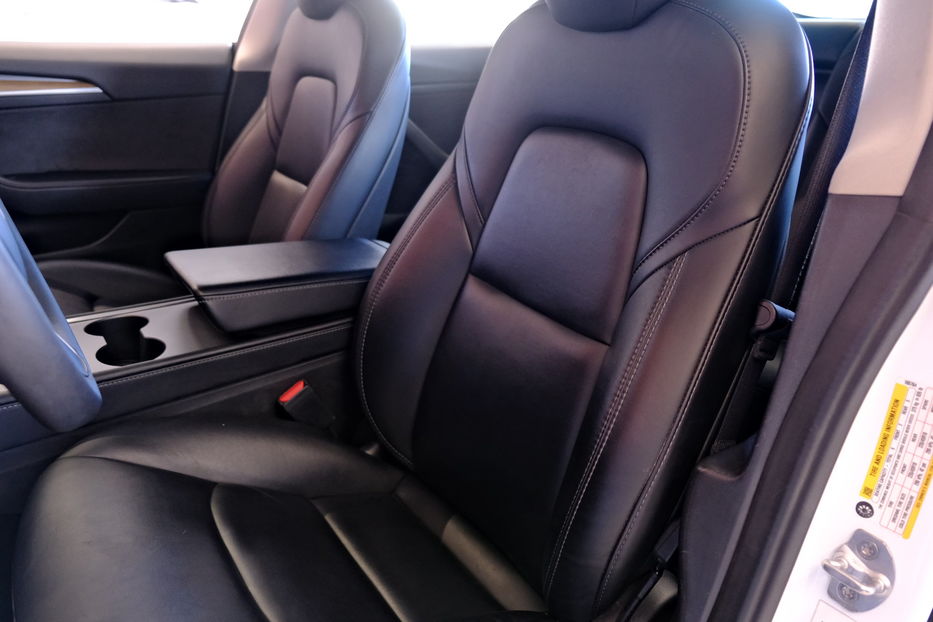 Продам Tesla Model 3 2022 года в Одессе