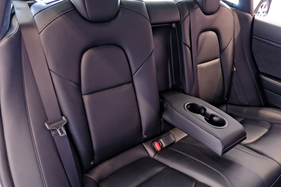 Продам Tesla Model 3 2022 года в Одессе