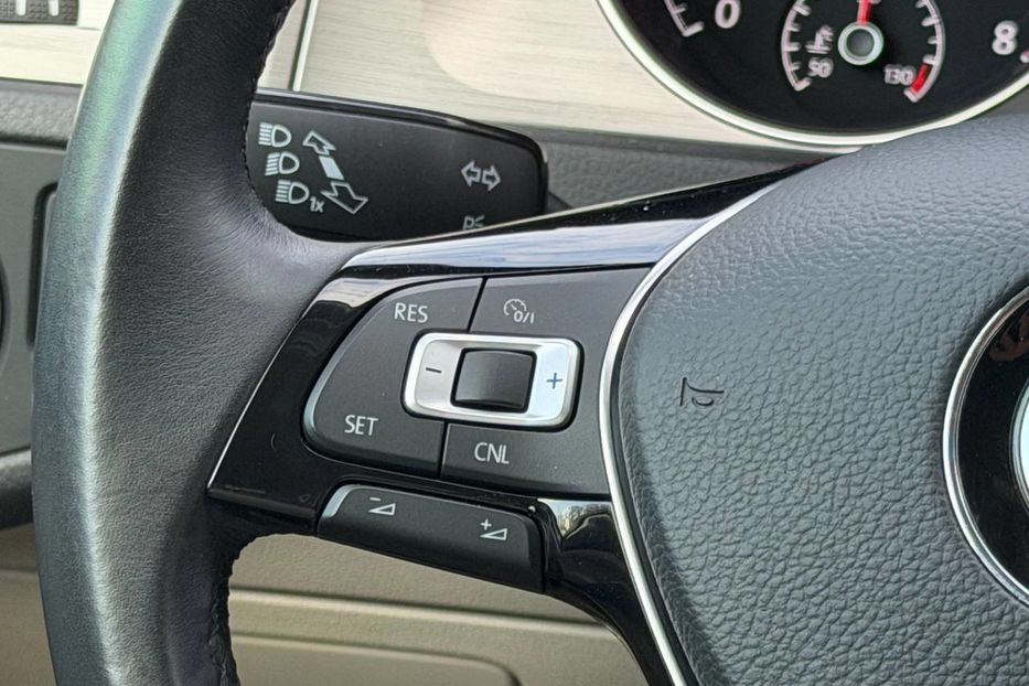 Продам Volkswagen Golf VII 2015 года в Днепре