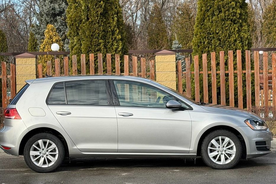 Продам Volkswagen Golf VII 2015 года в Днепре