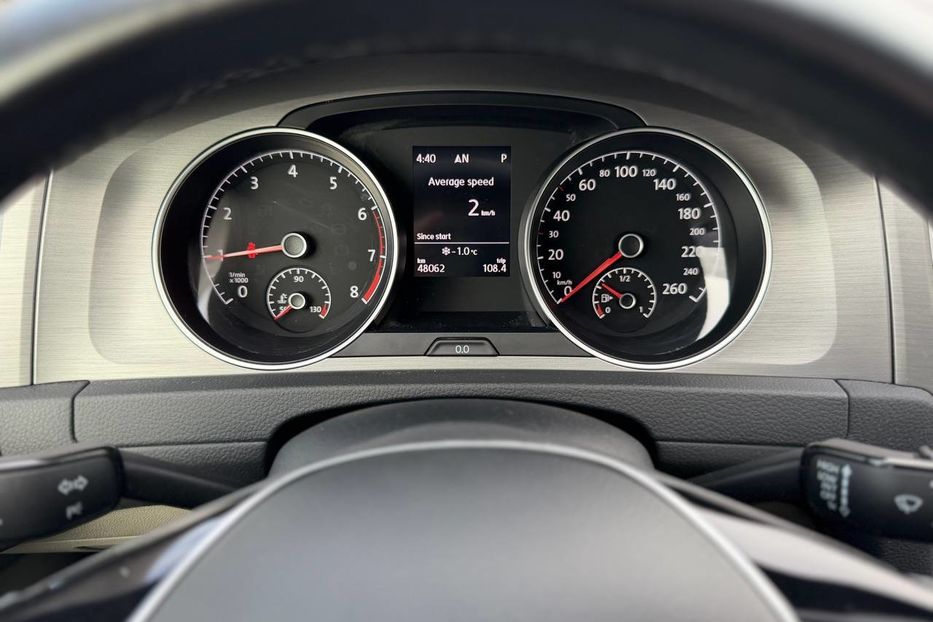 Продам Volkswagen Golf VII 2015 года в Днепре