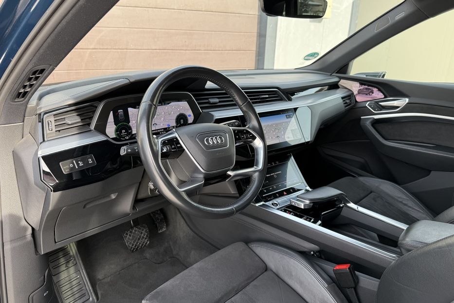 Продам Audi E-Tron 55 Full LED КАМЕРИ 360 ДОТЯЖКИ 2021 года в Львове