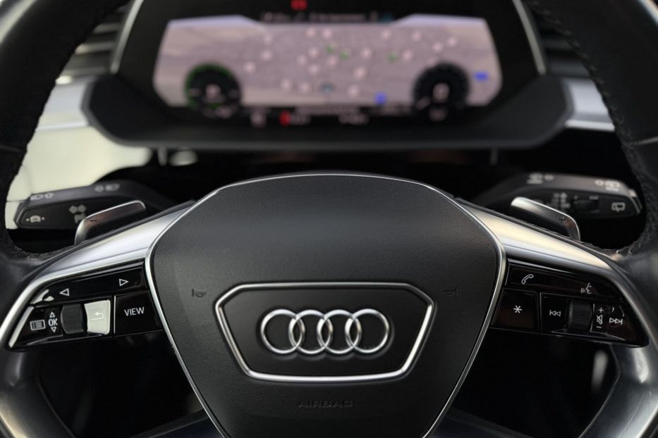 Продам Audi E-Tron 55 Full LED КАМЕРИ 360 ДОТЯЖКИ 2021 года в Львове