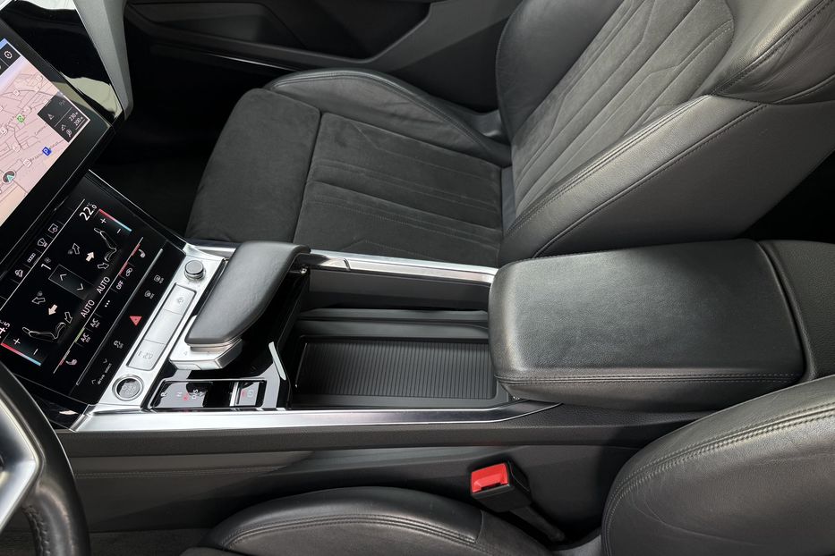 Продам Audi E-Tron 55 Full LED КАМЕРИ 360 ДОТЯЖКИ 2021 года в Львове