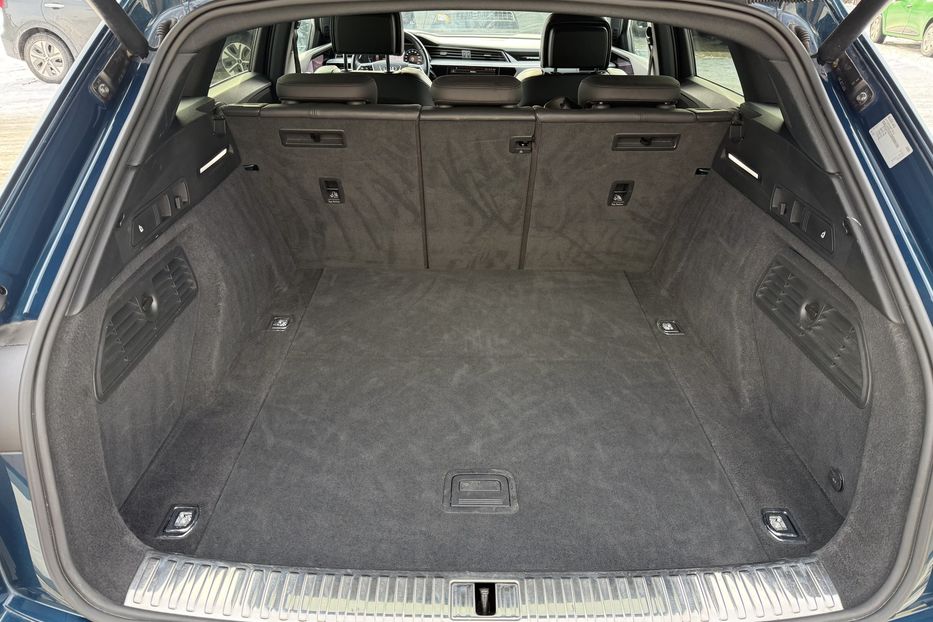 Продам Audi E-Tron 55 Full LED КАМЕРИ 360 ДОТЯЖКИ 2021 года в Львове