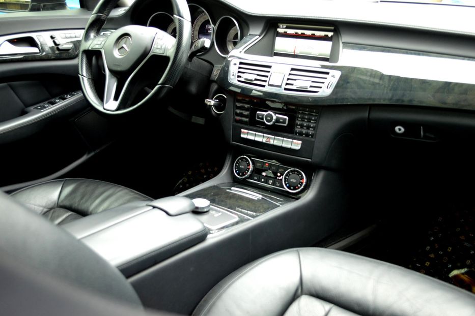 Продам Mercedes-Benz CLS-Class 2013 года в Одессе