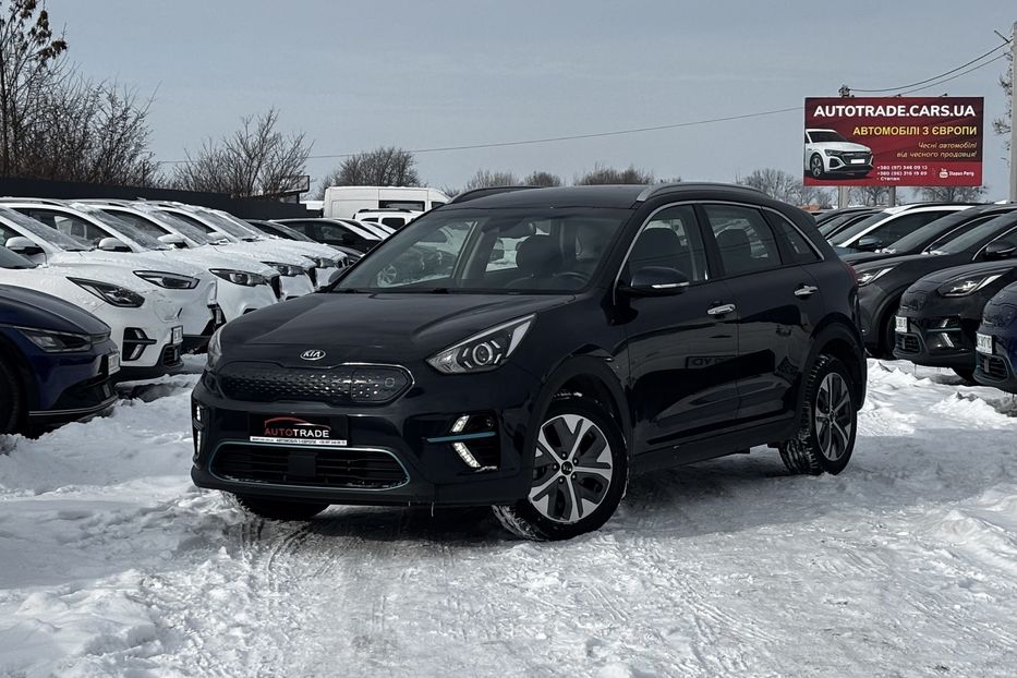 Продам Kia Niro 64 KW  2020 года в Львове