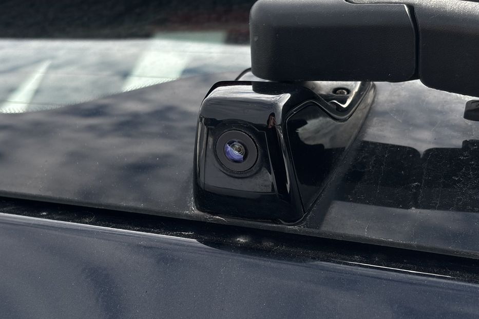 Продам Kia Niro 64 KW  2020 года в Львове