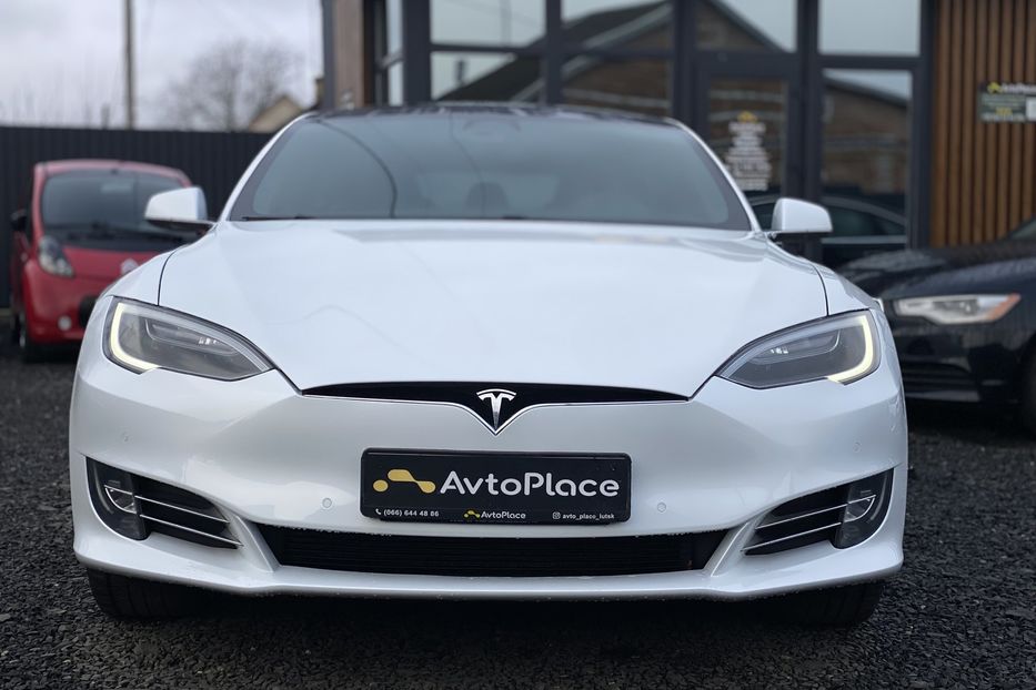 Продам Tesla Model S 2017 года в Луцке