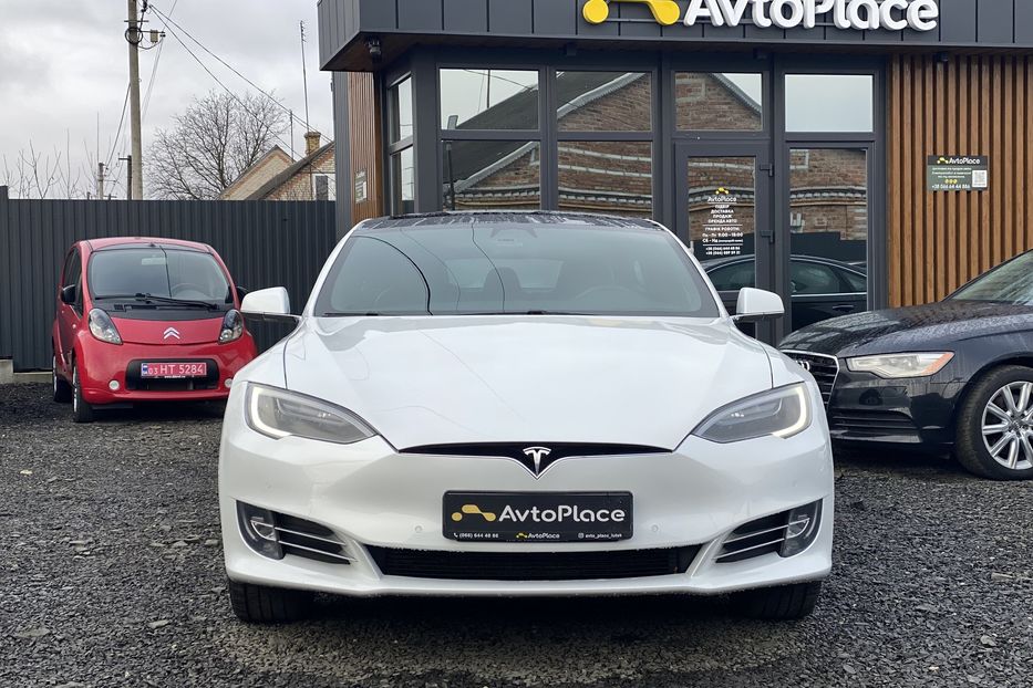 Продам Tesla Model S 2017 года в Луцке