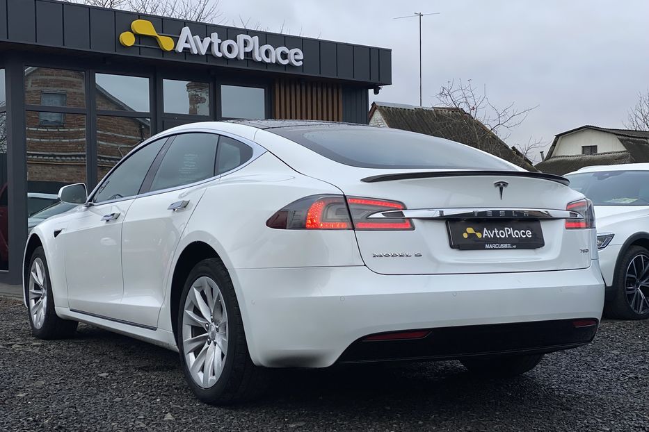Продам Tesla Model S 2017 года в Луцке