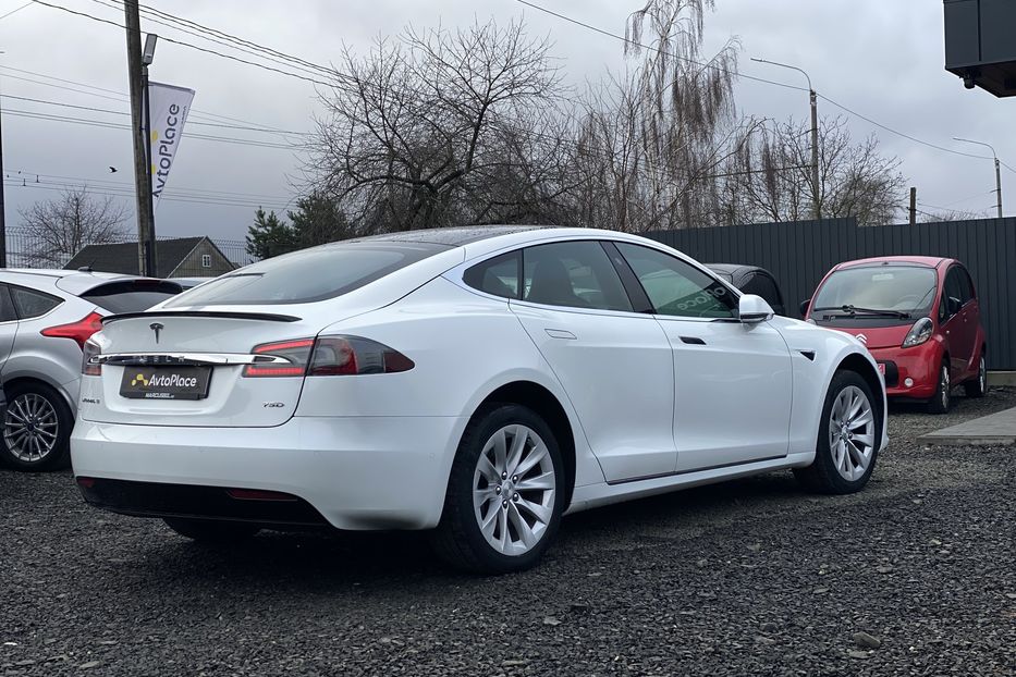 Продам Tesla Model S 2017 года в Луцке
