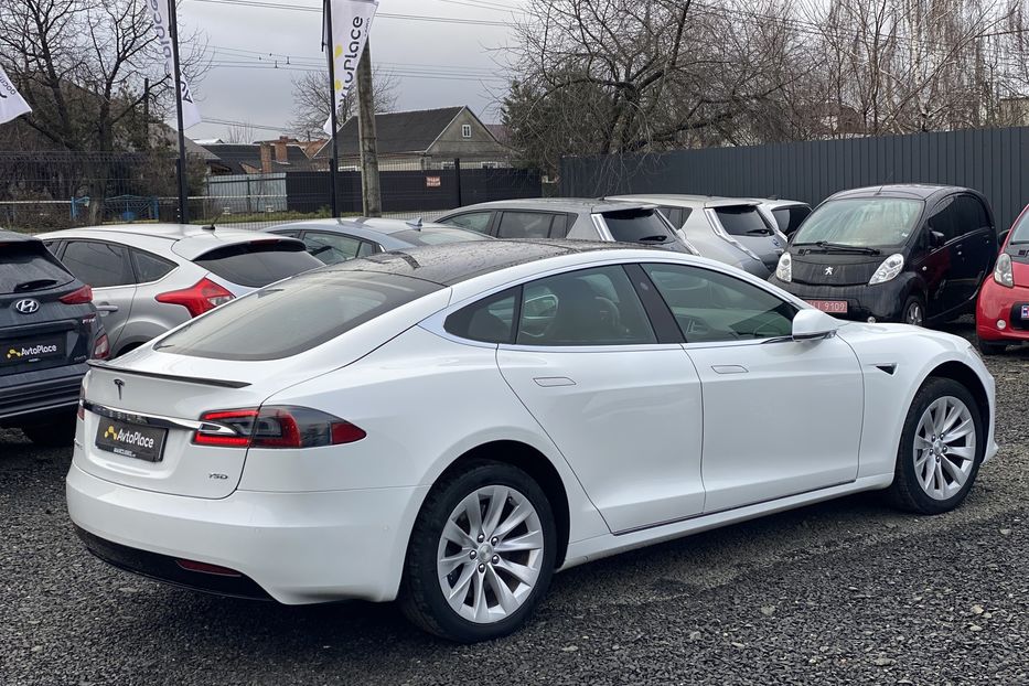Продам Tesla Model S 2017 года в Луцке