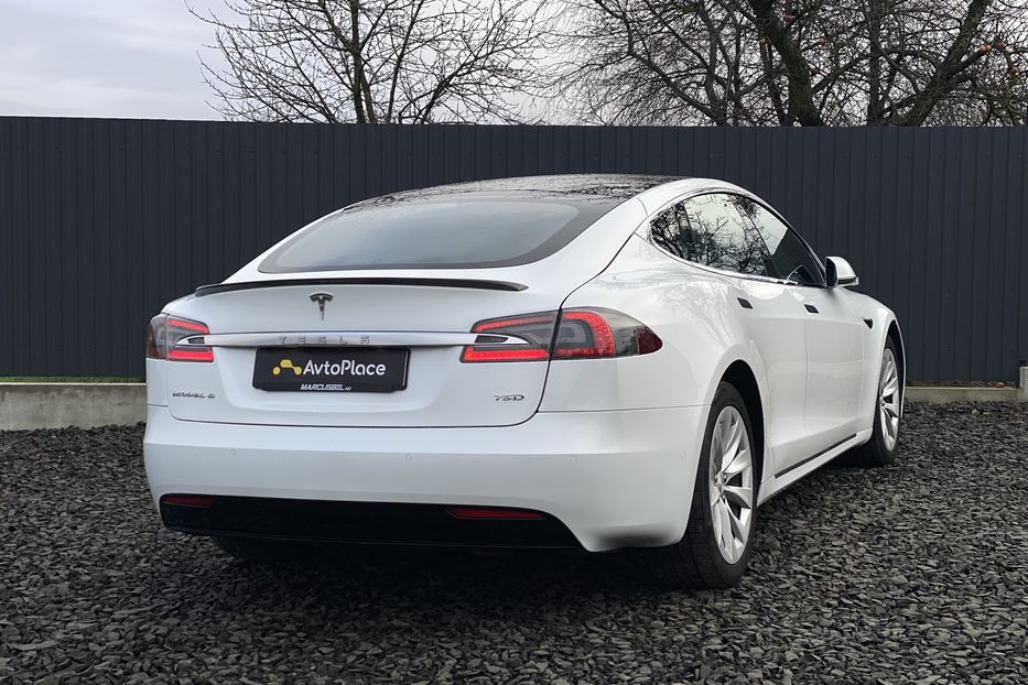 Продам Tesla Model S 2017 года в Луцке