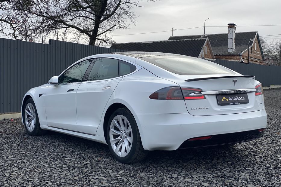 Продам Tesla Model S 2017 года в Луцке