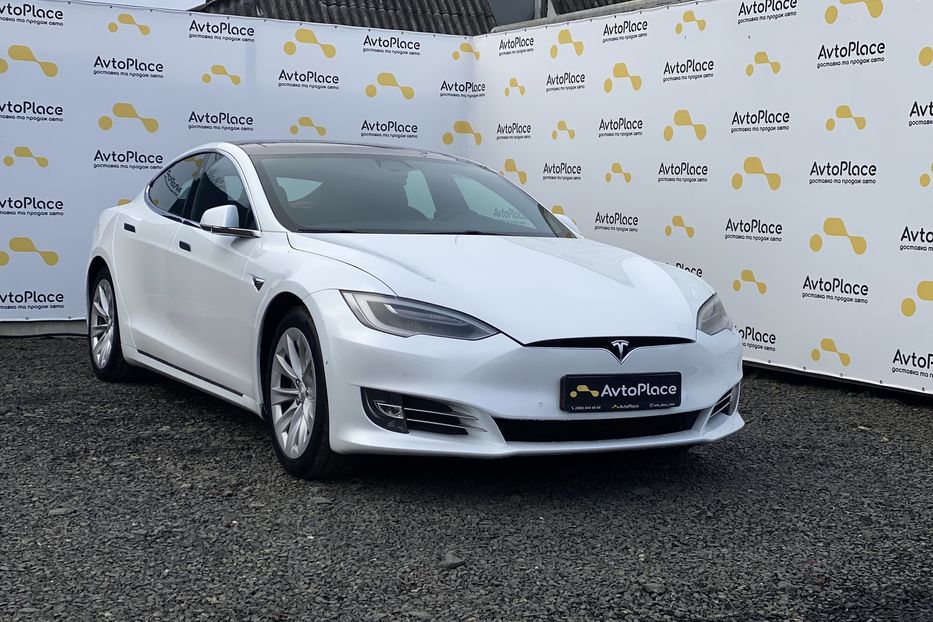 Продам Tesla Model S 2017 года в Луцке