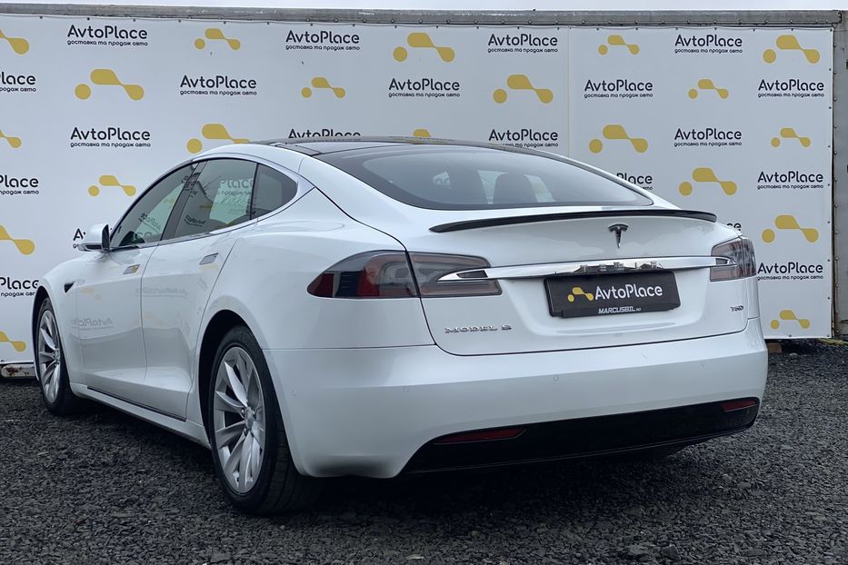 Продам Tesla Model S 2017 года в Луцке
