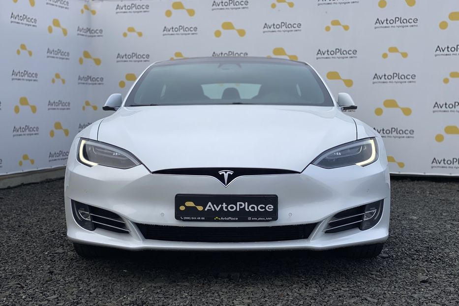 Продам Tesla Model S 2017 года в Луцке