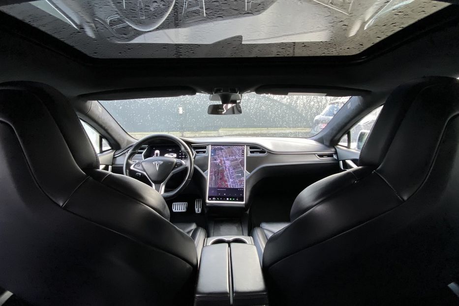 Продам Tesla Model S 2017 года в Луцке