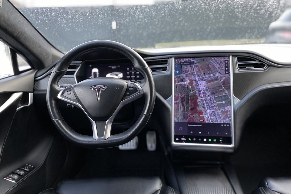 Продам Tesla Model S 2017 года в Луцке