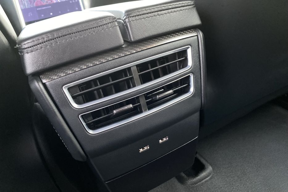 Продам Tesla Model S 2017 года в Луцке