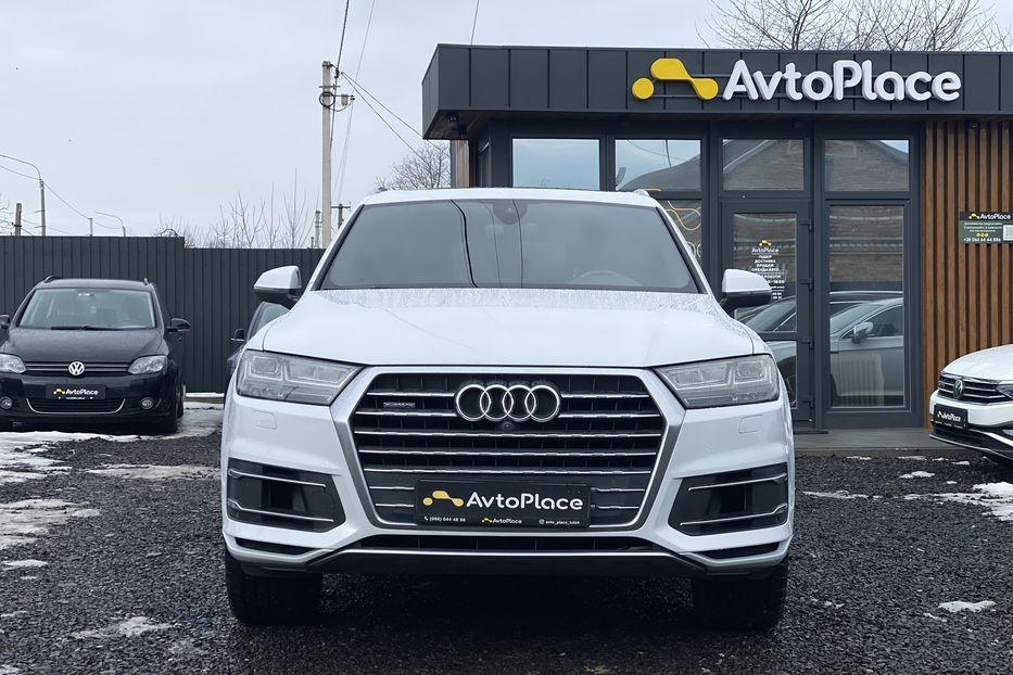 Продам Audi Q7 2017 года в Луцке