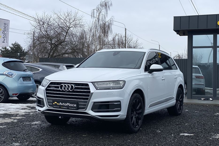 Продам Audi Q7 2017 года в Луцке