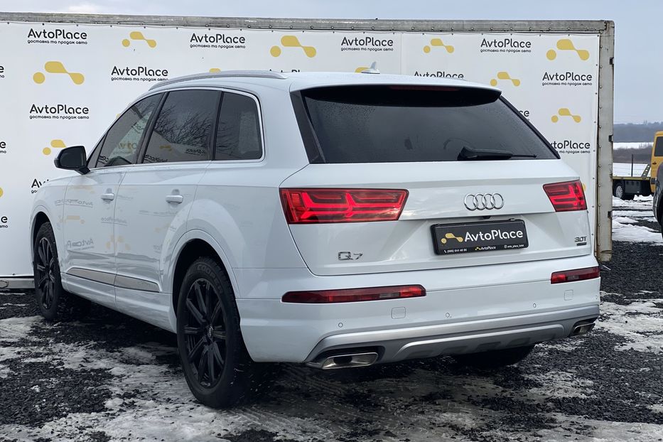 Продам Audi Q7 2017 года в Луцке