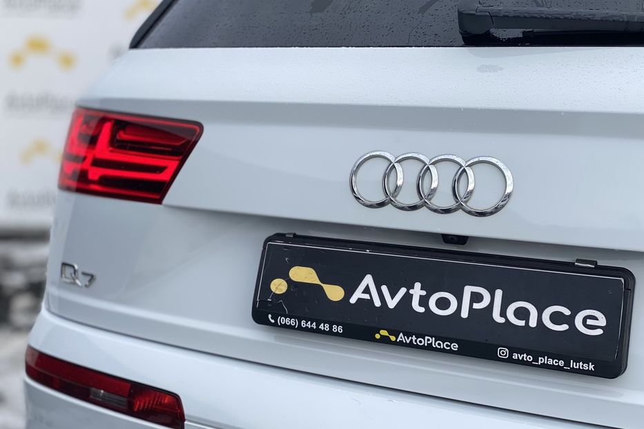 Продам Audi Q7 2017 года в Луцке