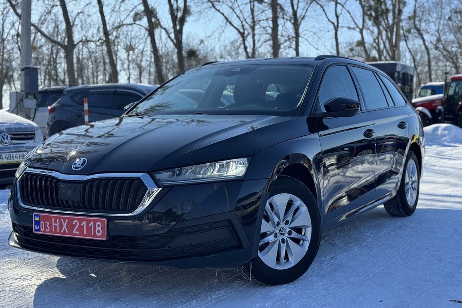 Продам Skoda Octavia A8 2022 года в г. Умань, Черкасская область