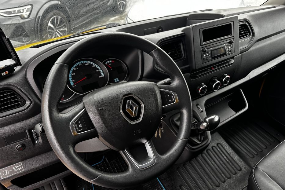 Продам Renault Master пасс. 36квт  авто у Львові 2020 года в Львове