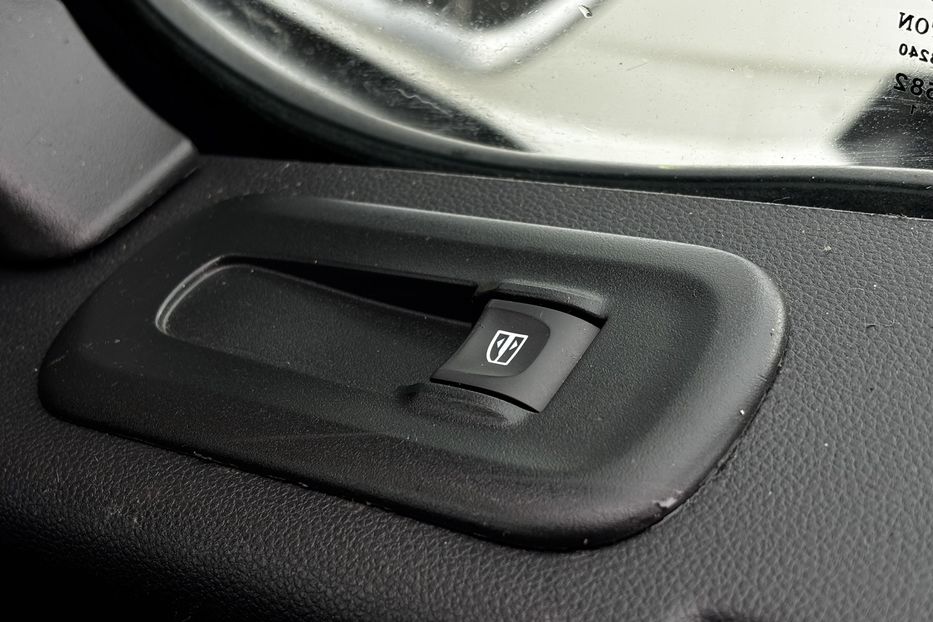 Продам Renault Master пасс. 36квт  авто у Львові 2020 года в Львове