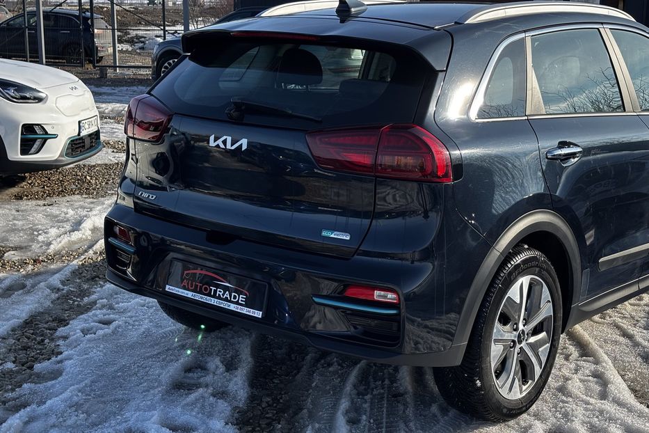 Продам Kia Niro 64квт авто у Львові 2021 года в Львове