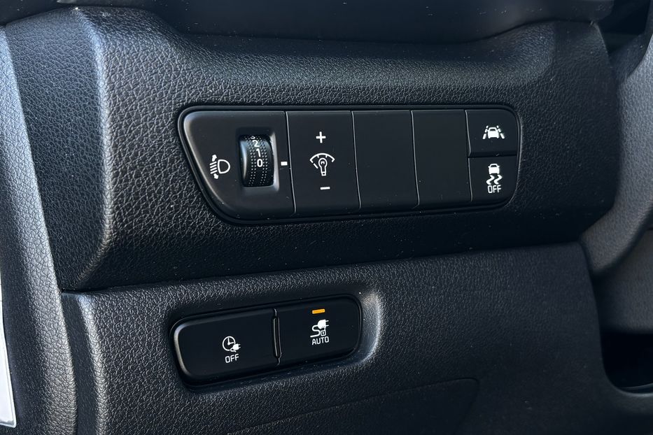 Продам Kia Niro 64квт авто у Львові 2021 года в Львове