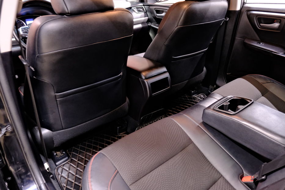 Продам Toyota Camry 2016 года в Одессе