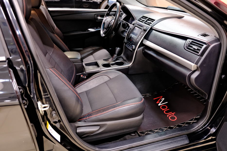 Продам Toyota Camry 2016 года в Одессе