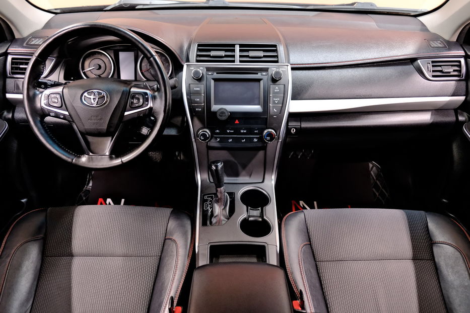 Продам Toyota Camry 2016 года в Одессе