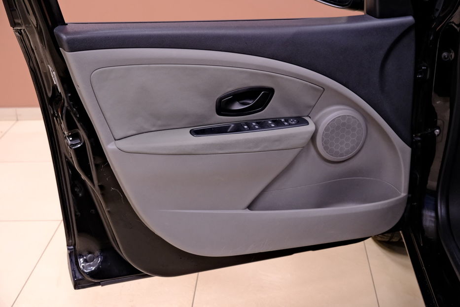 Продам Renault Megane 2011 года в Одессе